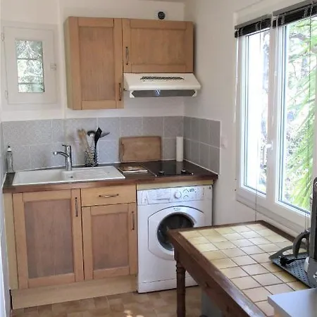 Holiday home - Independant En - Calme Jardinet